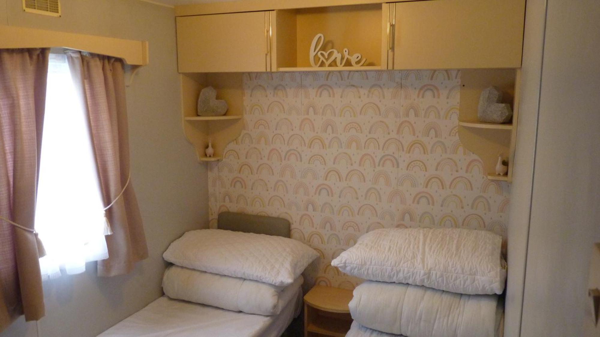 L&G Family Holidays 6 Berth Coral Beach Laura Familys Only And Lead Person Must Be Over 30 インゴールドメルズ エクステリア 写真